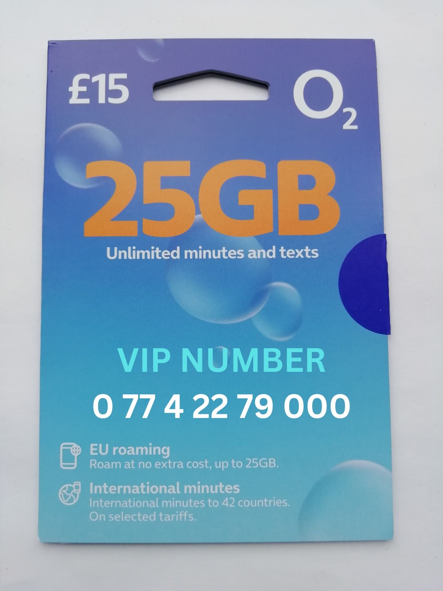 O2 sim card with VIP Memorable Mobile Number 0 77 4 22 79 000 with zero credit which once topped up can be ported to other providers
